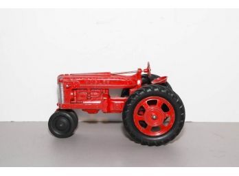 Hubley #490 Red Farmall Tractor 1/16 Scale