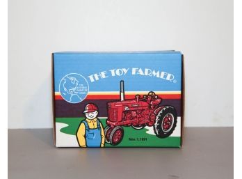 ERTL Toy Farmer Nov. 1, 1991 Farmall 1/16 Scale #2