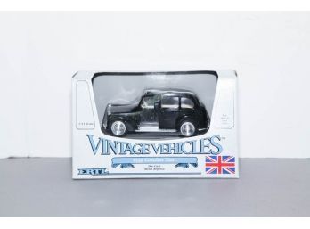 1987 ERTL Vintage Vehicles 1958 London Taxi 1/43 Scale