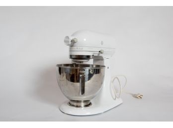 Kitchen Aid Stand Mixer With Stainless Steel Bowl And Attachments (see Photos)