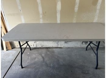6 Ft Gray Samsonite Table