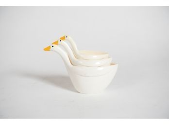 Vintage Plastic Geese Measuring Cups