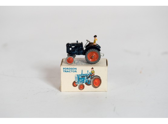 1.5' Metal Britains Fordson Tractor