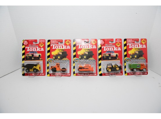 2000 And 2002 Tonka Die Cast Utility Vehicles Including Pavement Roller