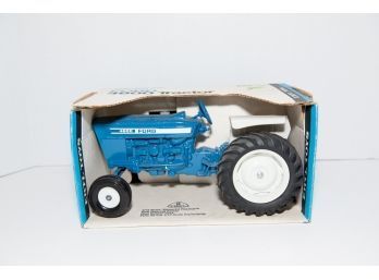 ERTL Ford 4600 Blue Tractor 1/12 Scale