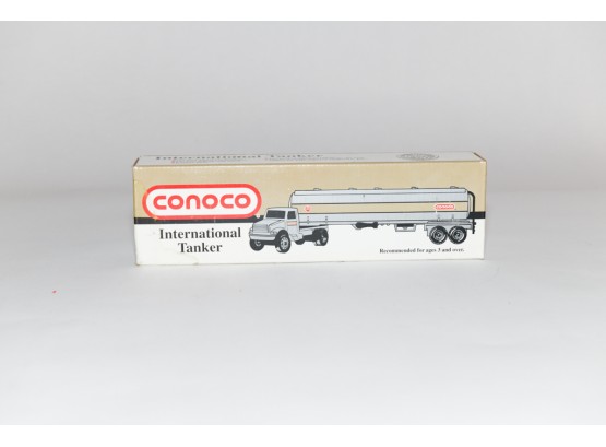 1991 ERTL Conoco International Tanker 1/64 Scale