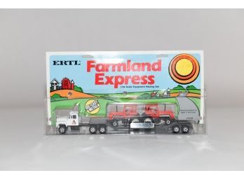 ERTL Farmland Express Allis-Chalmers 8070 Equipment Hauling Set