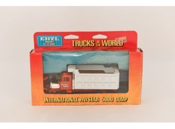 ERTL Trucks Of The World International Paystar 5000 Dump #2 1/64 Scale