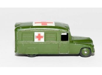 Dinky Toys Daimler Ambulance Die Cast 4'