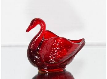4' Fenton Ruby Open Swan