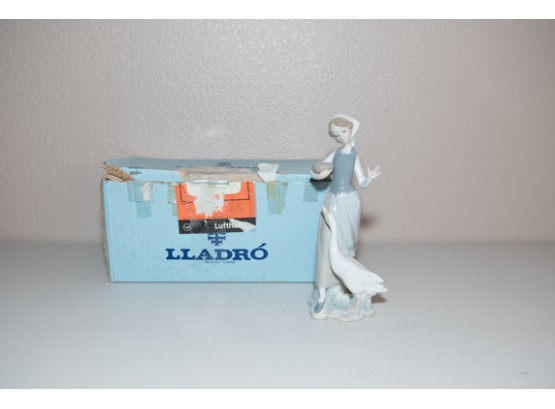 Lladro 'Girl With Duck'