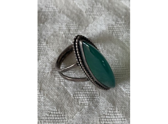 (#105) Sterling? Green Gem Stone Ring