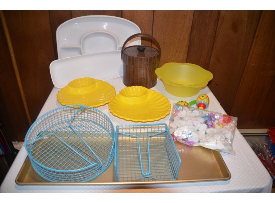 (#43) Outdoor Plastic Party Serving Tableware, Trays, Ice Bucket