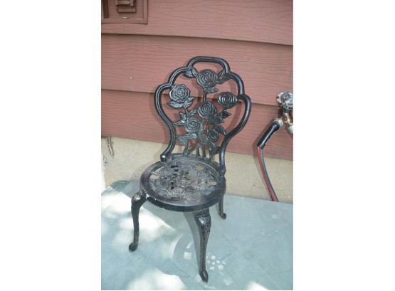 (#28) Wrought Iron Small Planter Chair 21'Height