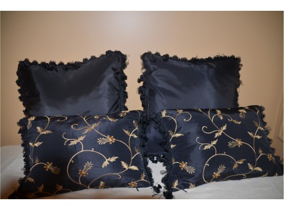(#52) Decorative Pillows No Zipper (4) Fringes Slight Pulled