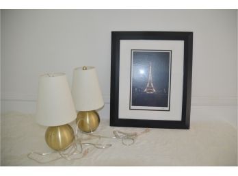 (#42) Framed Paris Eifel Tower Gallery Signature Jesse Kalisher Series And 2 Small Table Lamps - See Details