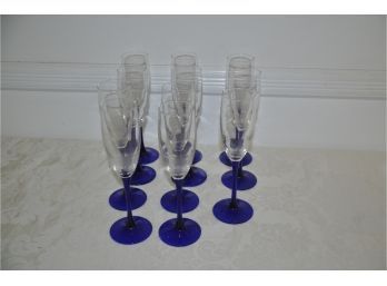 (#76) Blue Base Stem Champagne Glasses (9)