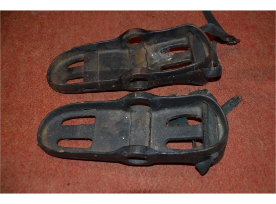 (#49) Antique Weight Shoes
