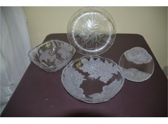 (#97) Serving Glass Bowls And Platters (4)