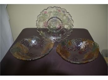(#93) Glass Grape Design Pattern Serving Bowl And Platter