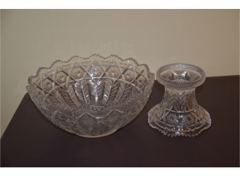 (#42) Vintage 2 Piece Pedestal Glass Punch Bowl