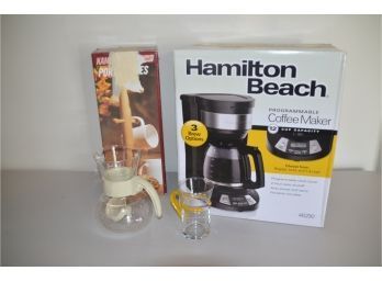 (#124) NEW Hamilton Beach 12 Cup Programmable Coffee Maker, Tree Mug Stand, Glass Stove Top Coffee Pot