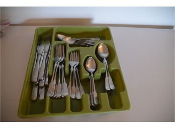 (#140) Stainless Steel Flatware Set Japan Valley Forge Serve Of 8