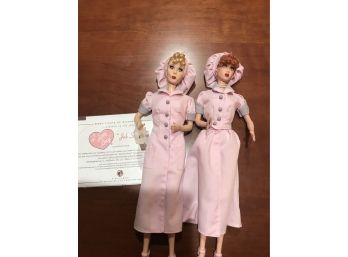 (22D) 2007 And 2008 Mattel CBS Broadcasting I Love Lucy Job Switching Lucy And Ethel Gift Set Certificate