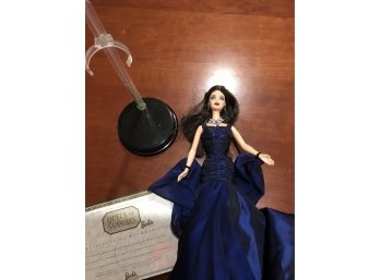 (017D) 2000 Mattel Barbie Queen Of Sapphires With Swarovski Crystals - Certificate Included