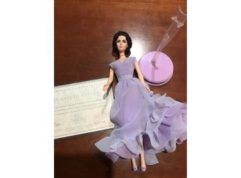 (18D) 2000 Mattel Special Edition White Diamonds Elizabeth Taylor Doll -certificate Included