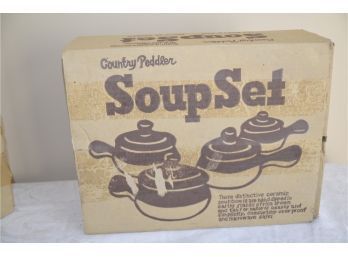 (#62) NEW Country Peddler Soup Set With Cover Handle 16oz