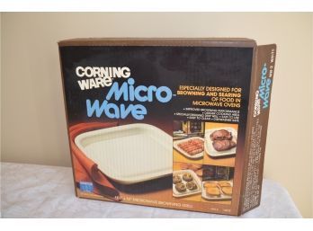 (#64) NEW 11.5x12 White Corning Ware Microwave Browning