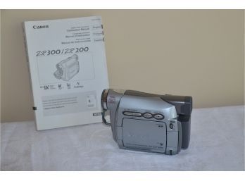 (#146) Cannon Digital Video Camcorder ZR300/ZR200