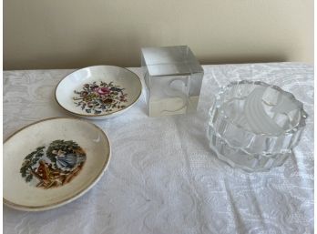 (#75) Trinket Plates(2), Covered Trinket Glass Box, 'S' Glass Paperweight