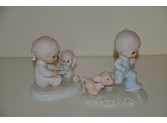 (#18) Precious Moments 2 Figurines: God Speed 1979 Jonathan & David AND May Your Christmas Be Cozy E2345