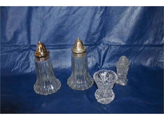 (#103) Medium Size Glass Salt And Pepper Shakers, Tooth Pick Vase
