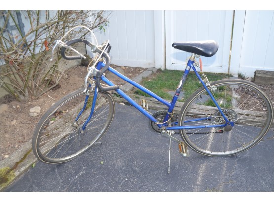 (#325) Vintage Lady's Rand Bicycle