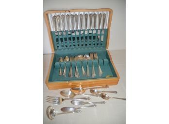 (#96) Oneida Silver-plate Flatware Set Serves Of 12 With Serving Pieces In Wood Box