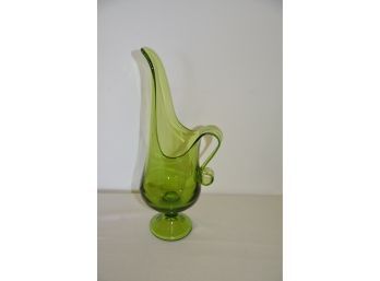 (#86) Unique Vintage Mid Century Modern Green Glass Footed Pitcher Jug Vase