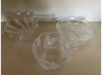 (#56) Glass Candy / Nuts 3 Decorative Bowls 7'