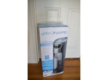(#152) NEW In  Box Bionaire Pure Indoor Living Humidifier