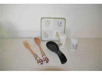 (#164) Kitchen Salt And Pepper With Tray And Spoon Rest
