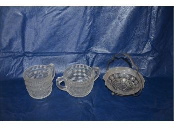 (#104) Beehive Design Glass Sugar And Creamer, Candy Dish With Stand