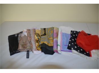 (#94) Assortment Of Scarves