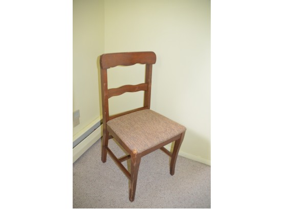 (#4) Vintage Wood Desk Chair