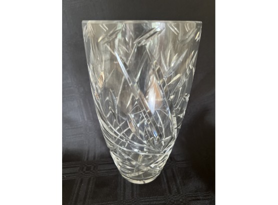(#21) Crystal Vase 9'