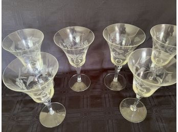 (#30) Vintage Crystal 6 Wine Glasses 7.5'H