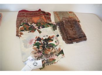 (#259) Assorted Scarves Like New
