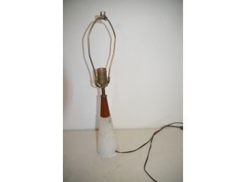 (#274) Vintage Mid Century Modern Alabaster Table Lamp 21'H (slight Bottom Chip)