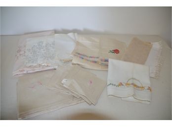 (#232) Assorted Vintage Table Embroidered Detail, Runners, Napkins